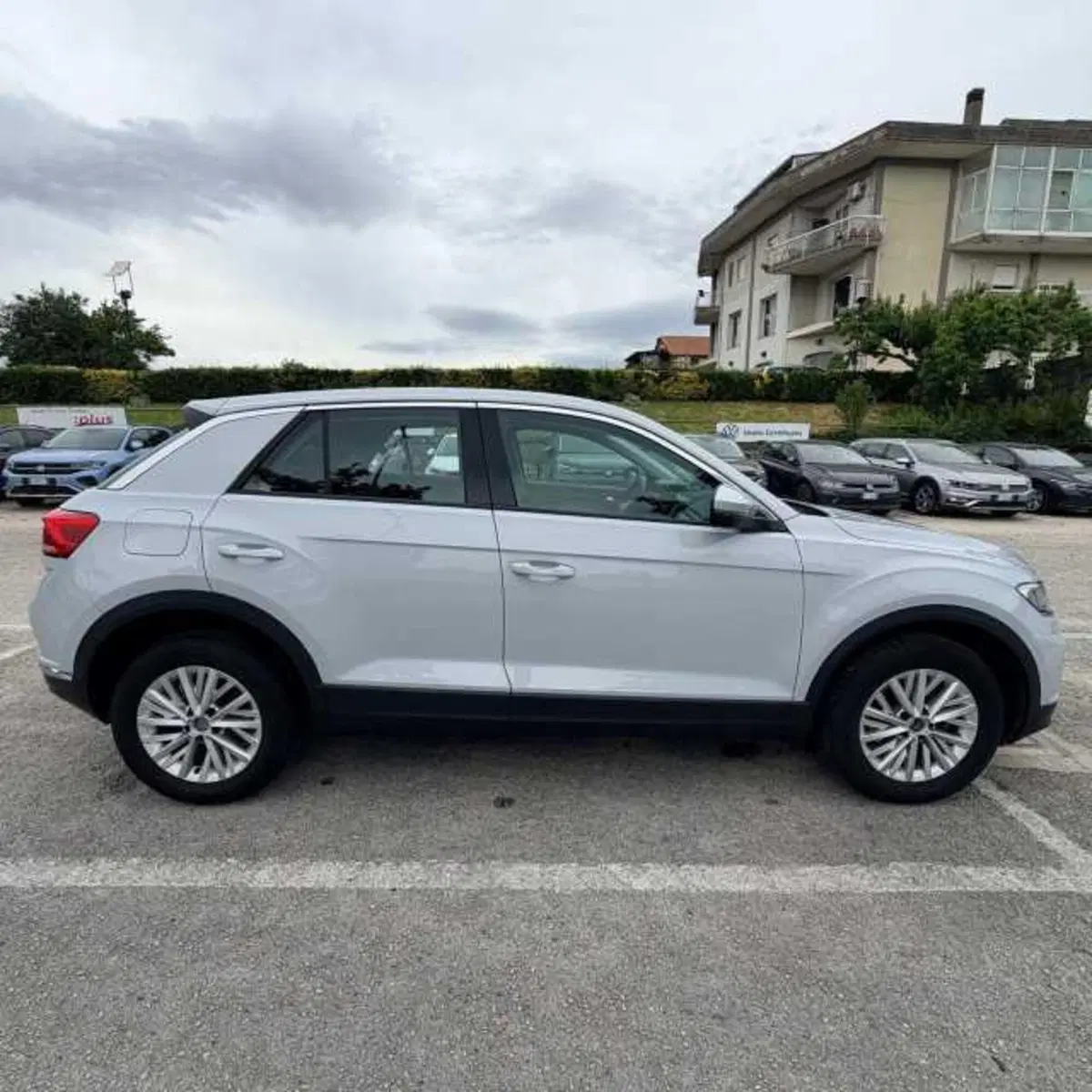 Volkswagen T-Roc usata a Avellino (4)
