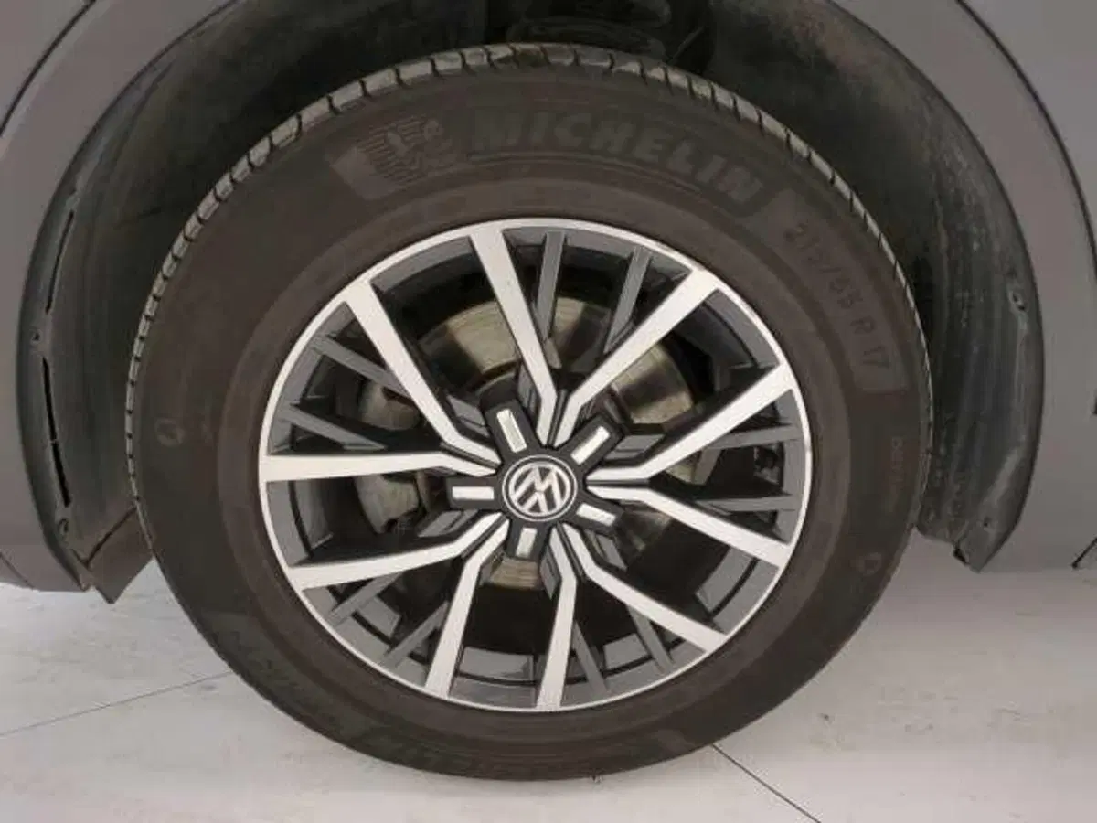 Volkswagen Tiguan usata a Avellino (9)