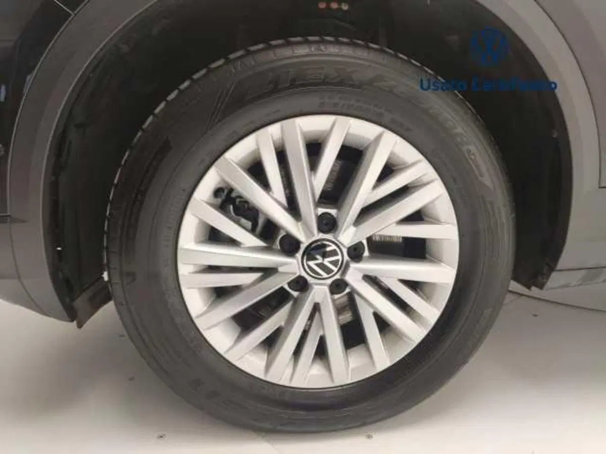 Volkswagen T-Roc usata a Avellino (10)