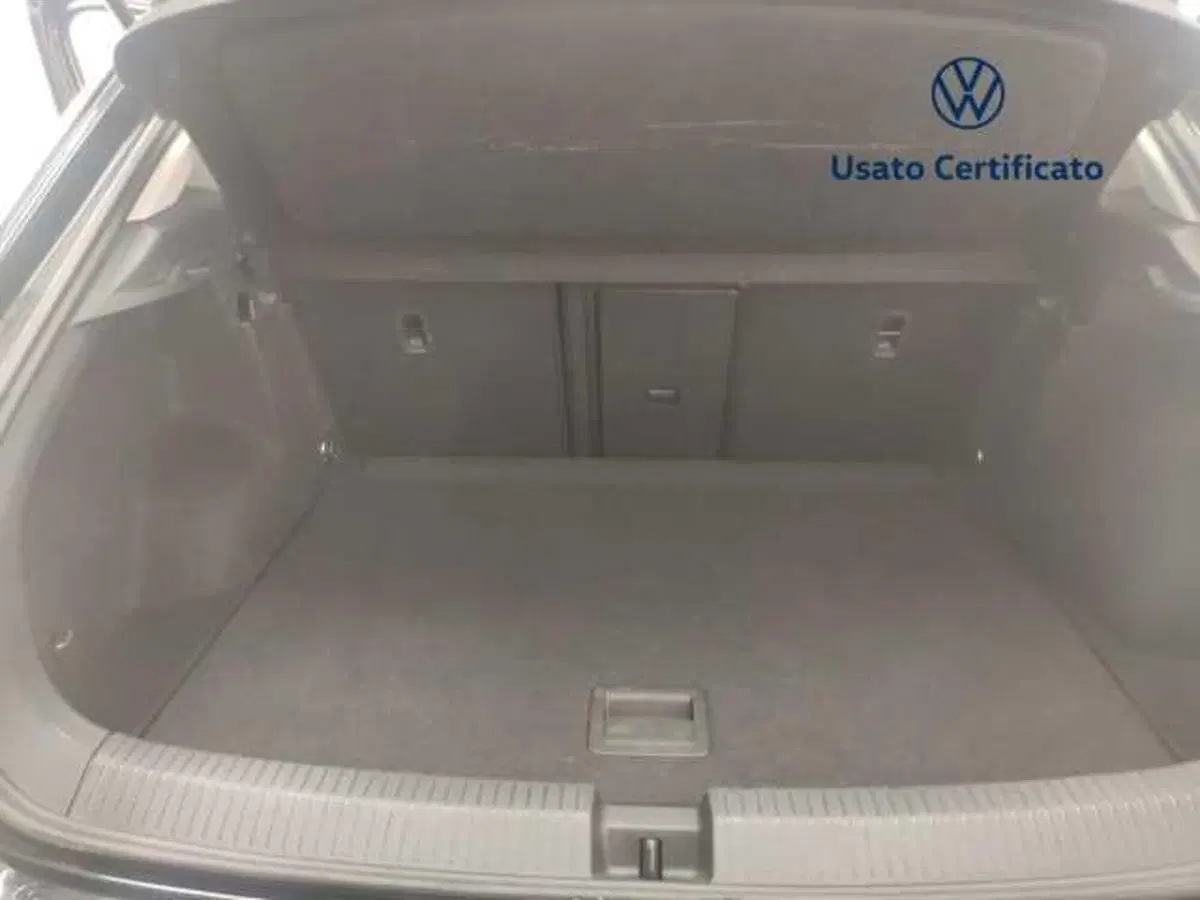 Volkswagen T-Roc usata a Avellino (13)