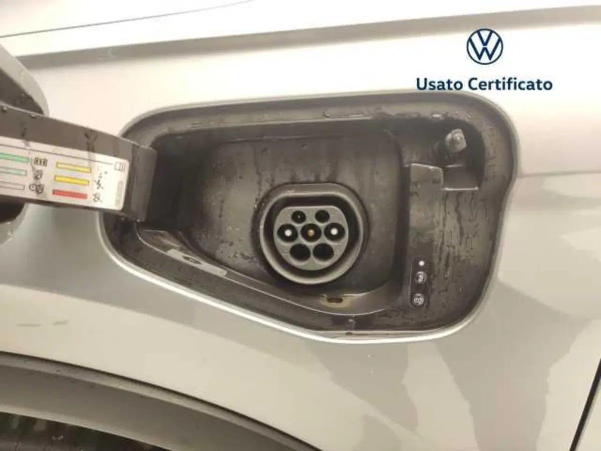 Volkswagen Tiguan usata a Avellino (12)