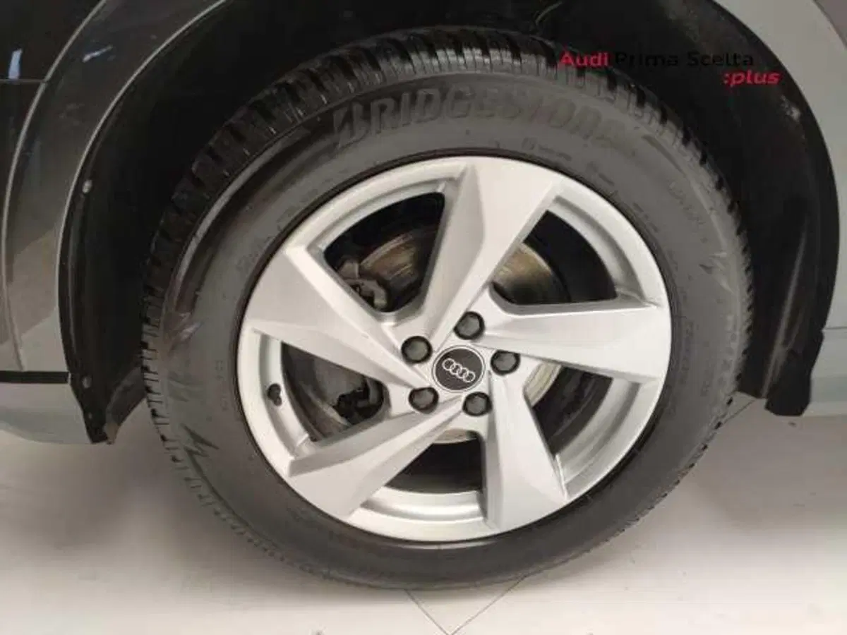 Audi Q3 usata a Avellino (9)