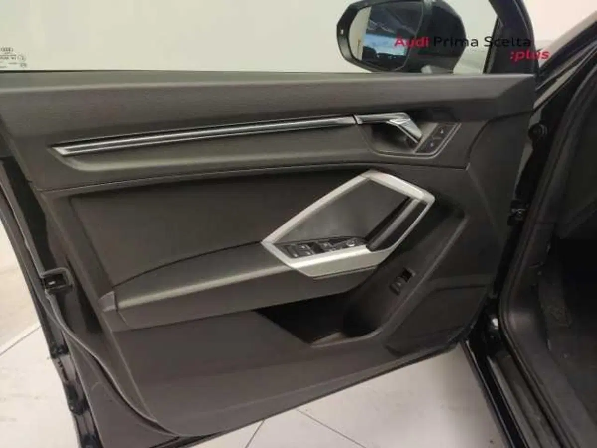 Audi Q3 Sportback usata a Avellino (16)