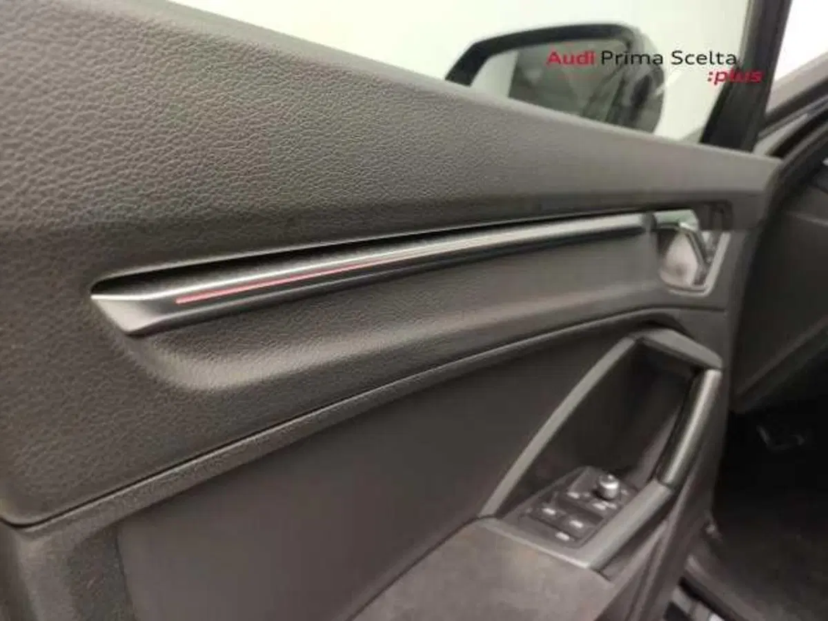 Audi RS Q3 Sportback usata a Avellino (17)