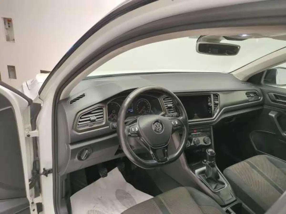 Volkswagen T-Roc usata a Avellino (14)