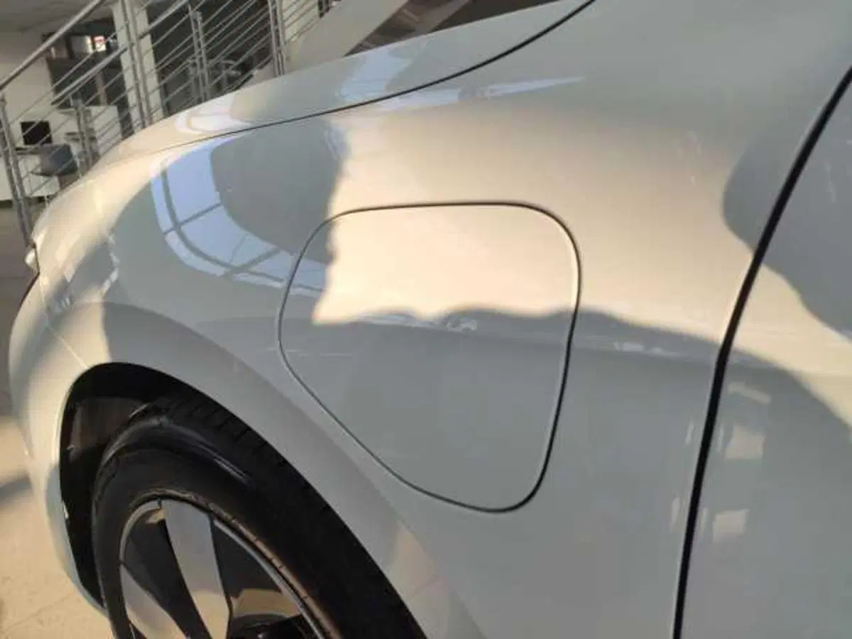 Volkswagen Passat nuova a Avellino (10)