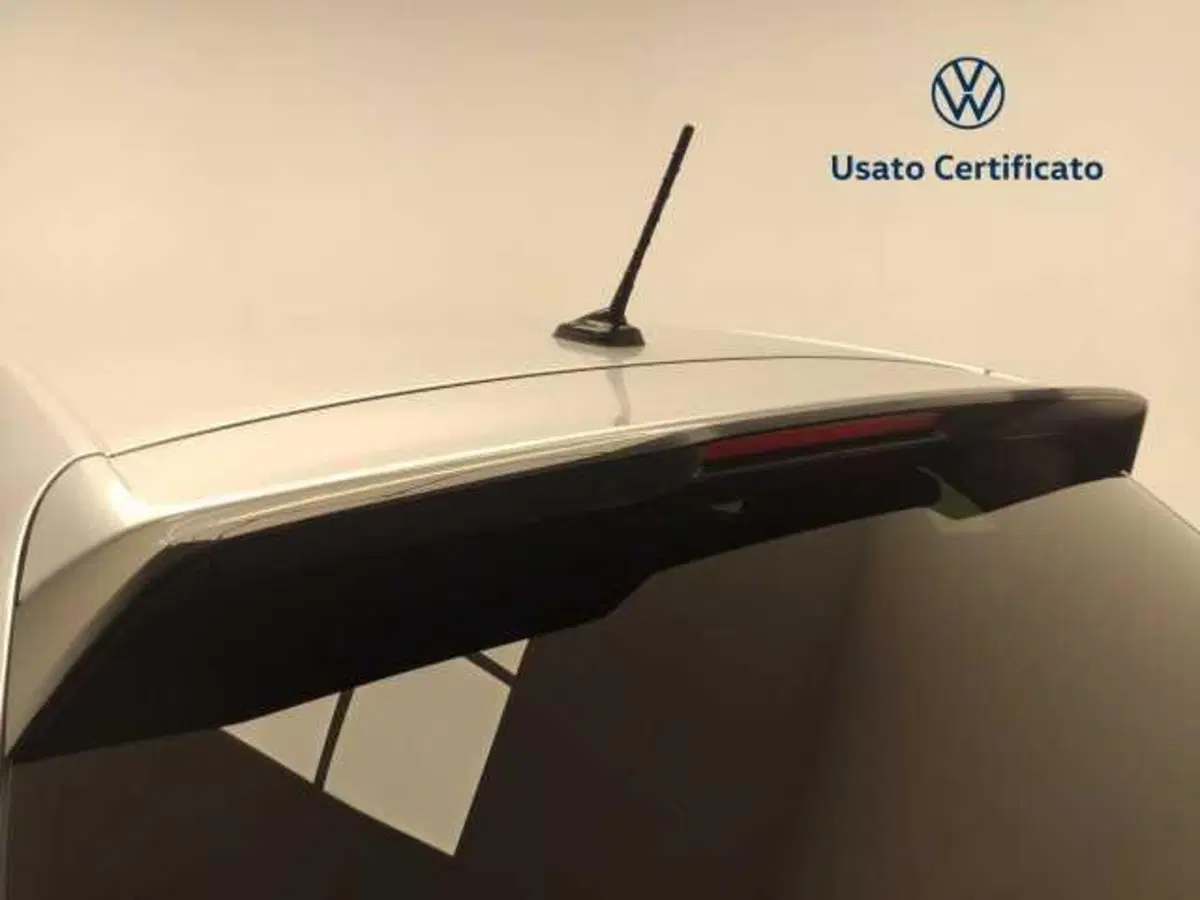 Volkswagen Polo nuova a Avellino (15)