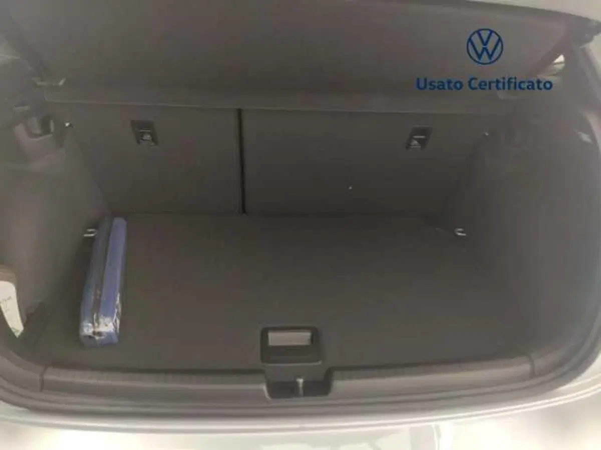 Volkswagen Polo nuova a Avellino (16)