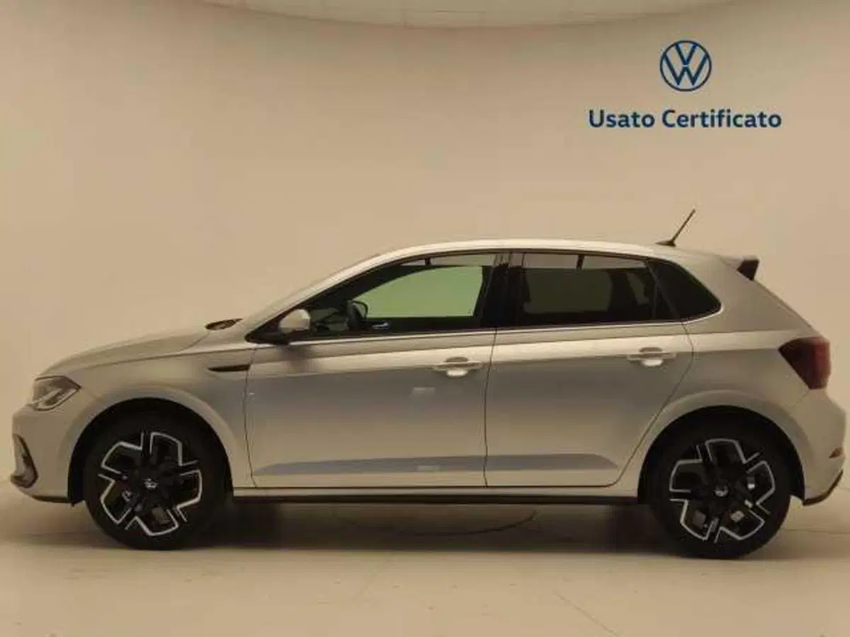 Volkswagen Polo nuova a Avellino (4)