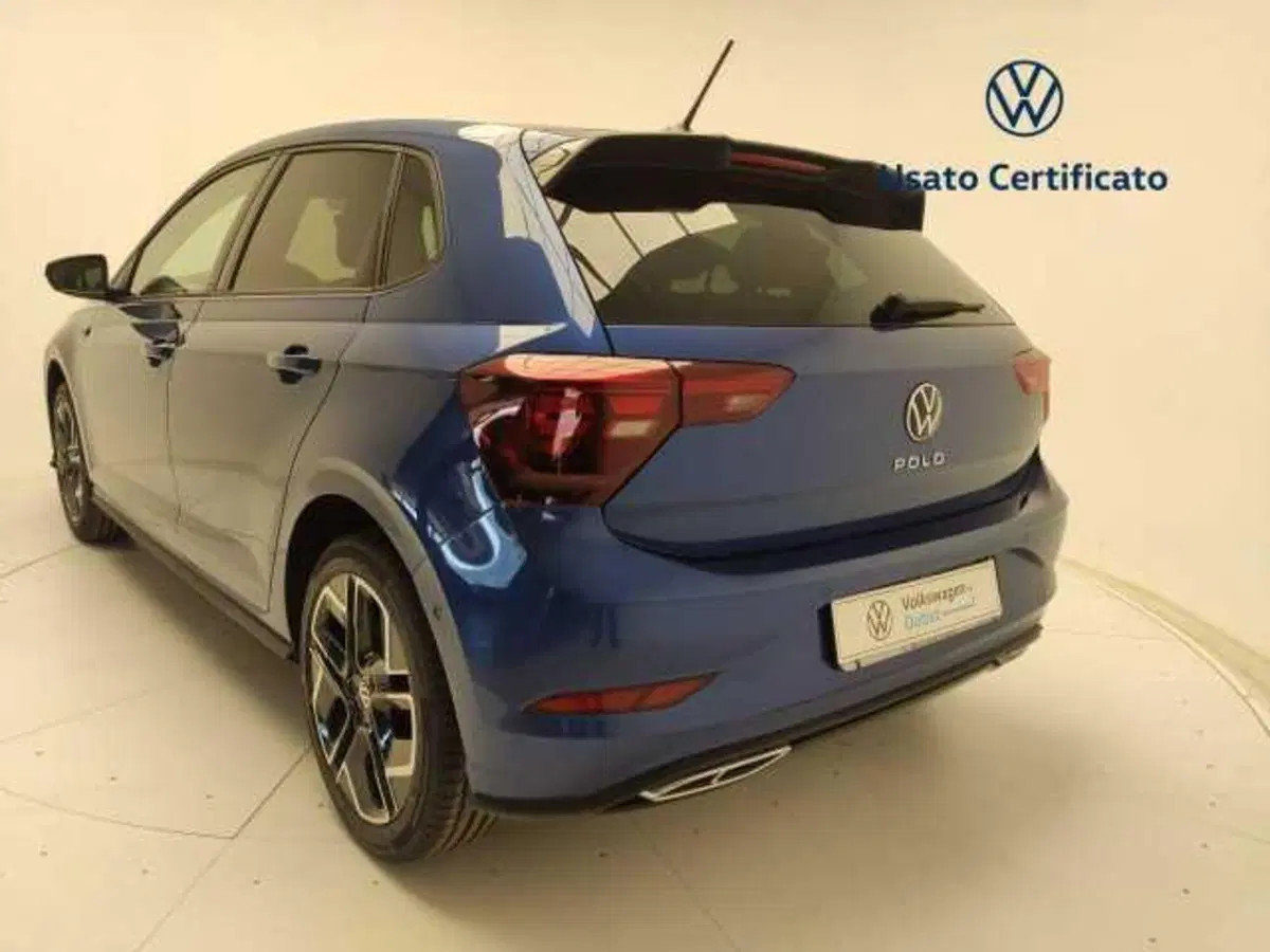 Volkswagen Polo nuova a Avellino (11)
