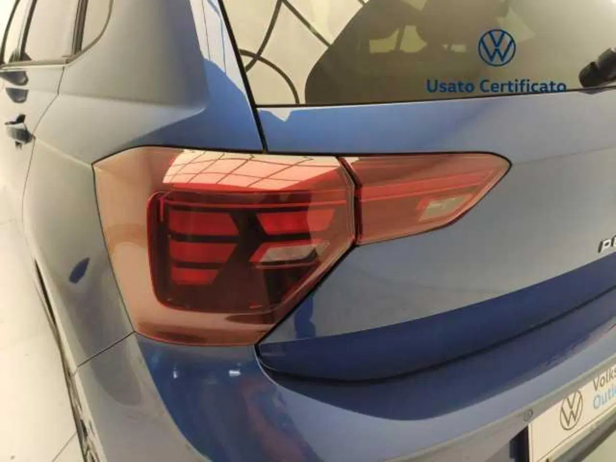 Volkswagen Polo nuova a Avellino (12)