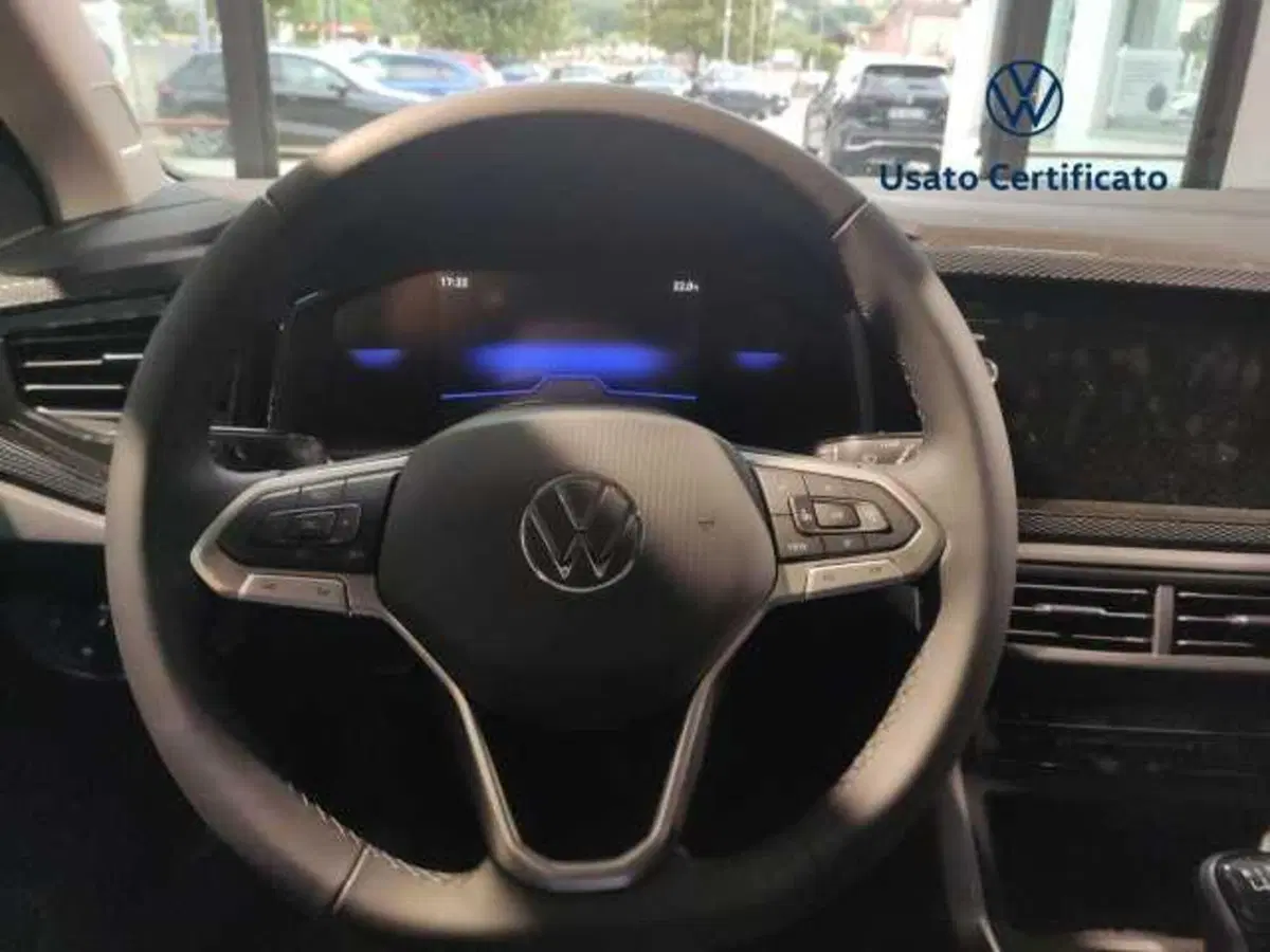 Volkswagen Polo nuova a Avellino (12)