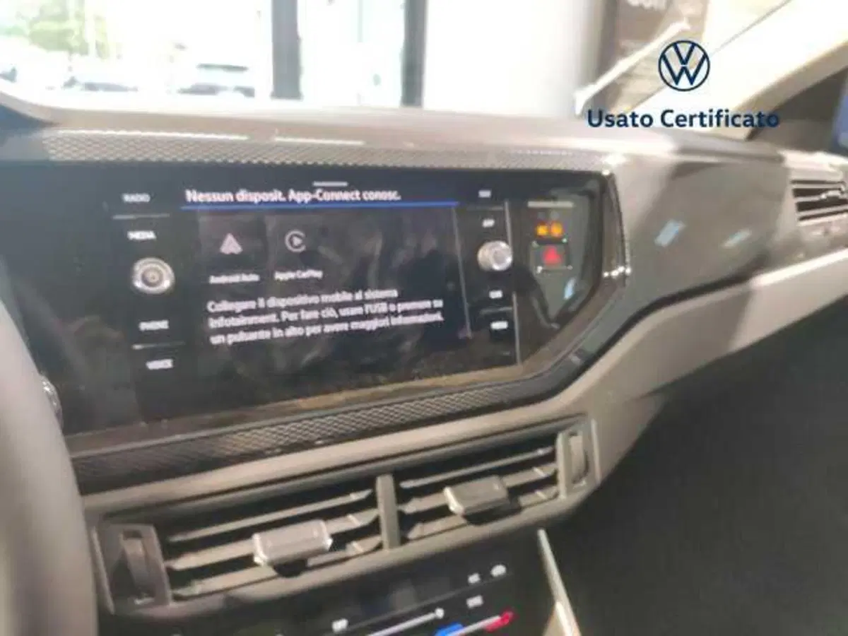 Volkswagen Polo nuova a Avellino (19)