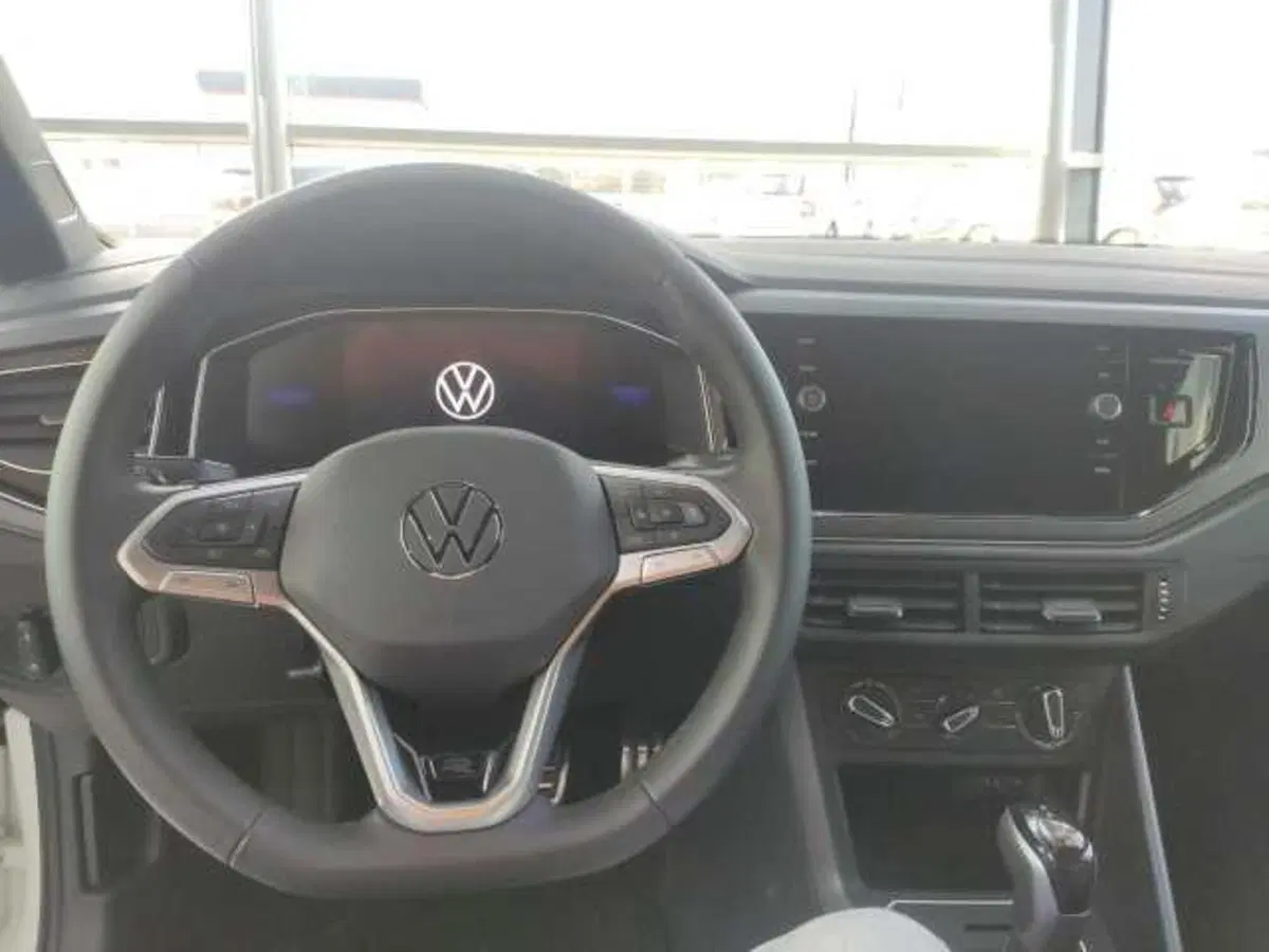 Volkswagen Polo nuova a Avellino (14)
