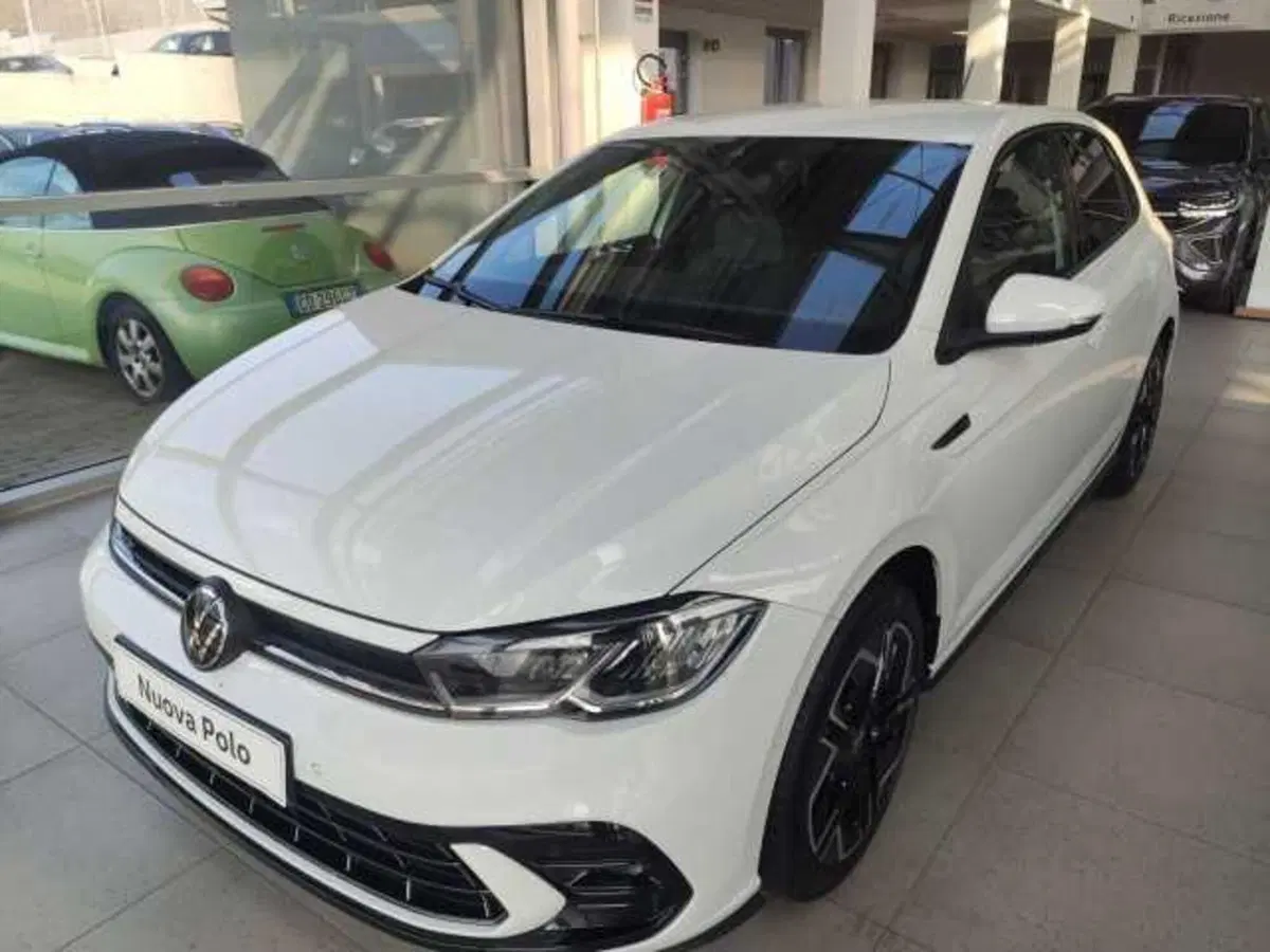 Volkswagen Polo nuova a Avellino (2)