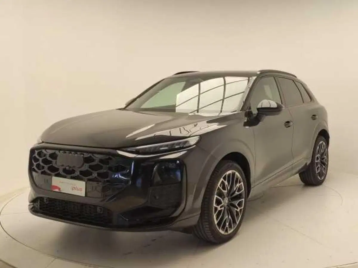 Audi Q3 nuova a Avellino (3)