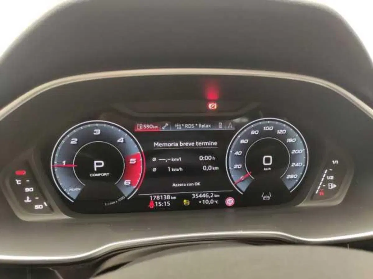 Audi Q3 Sportback usata a Avellino (17)