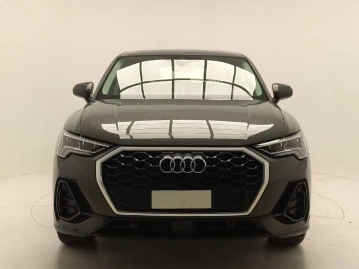 Audi Q3 Sportback usata a Avellino (2)