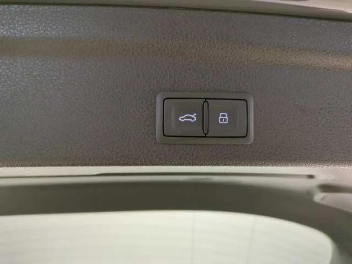 Audi Q3 Sportback usata a Avellino (8)