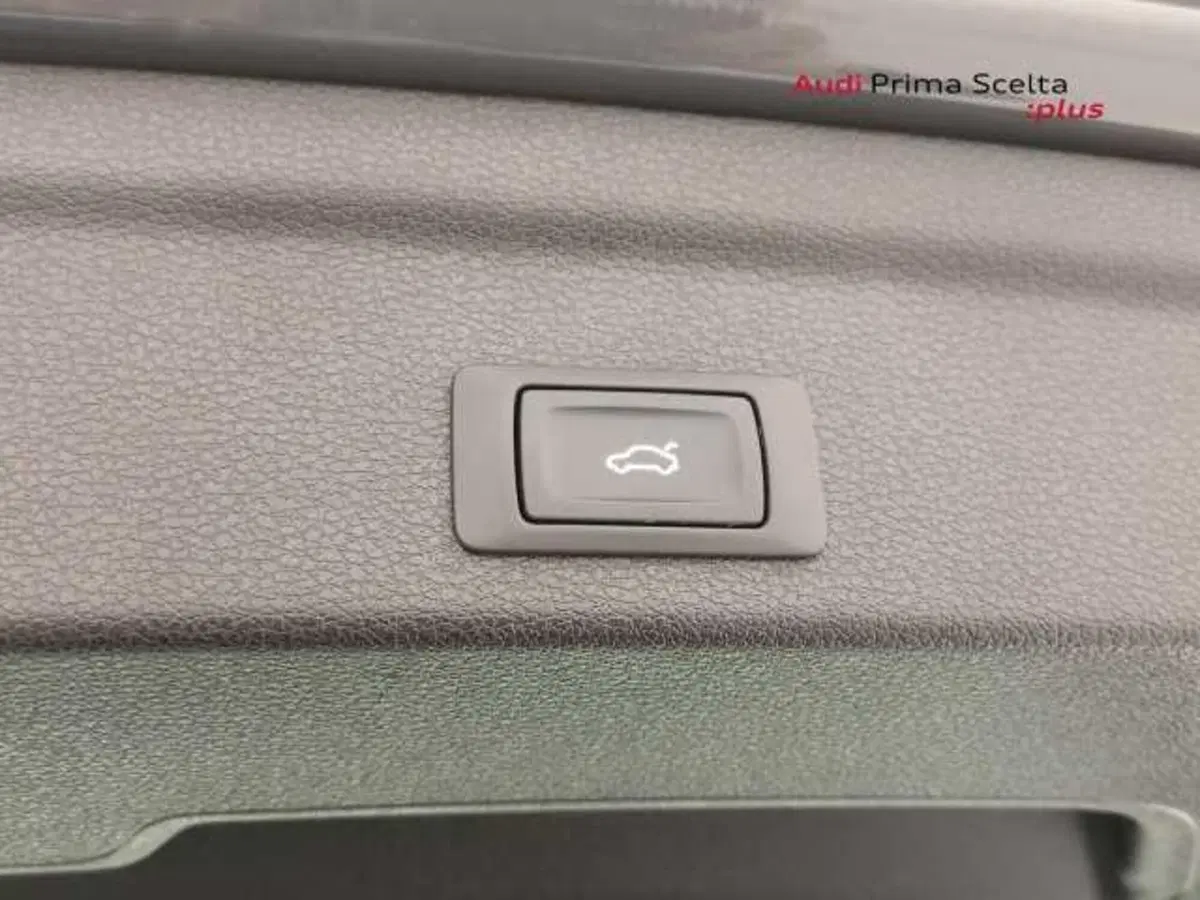 Audi Q3 Sportback usata a Avellino (16)