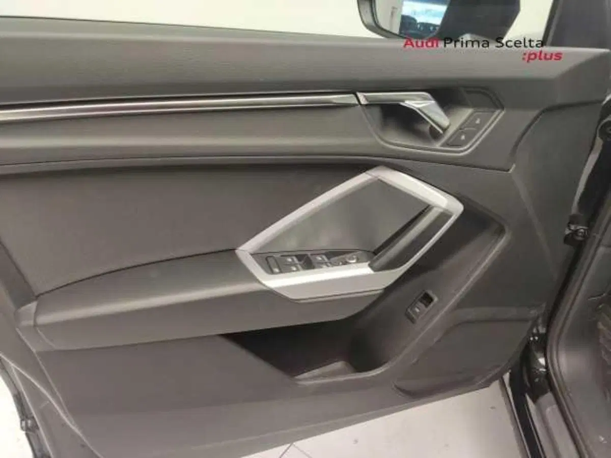 Audi Q3 usata a Avellino (16)