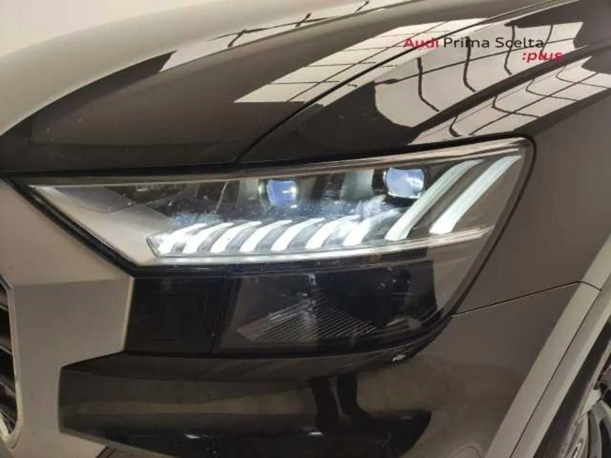 Audi SQ8 usata a Avellino (10)