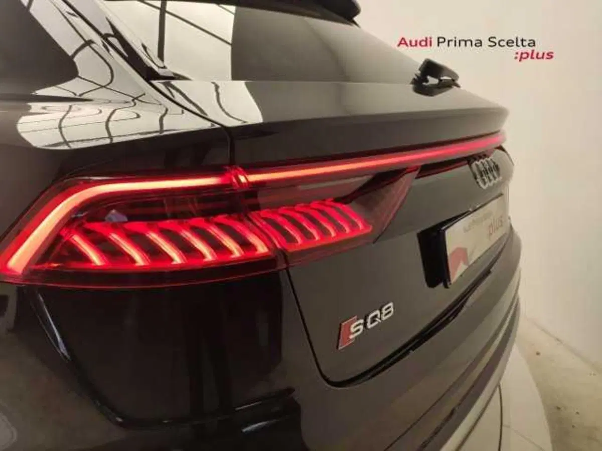 Audi SQ8 usata a Avellino (14)