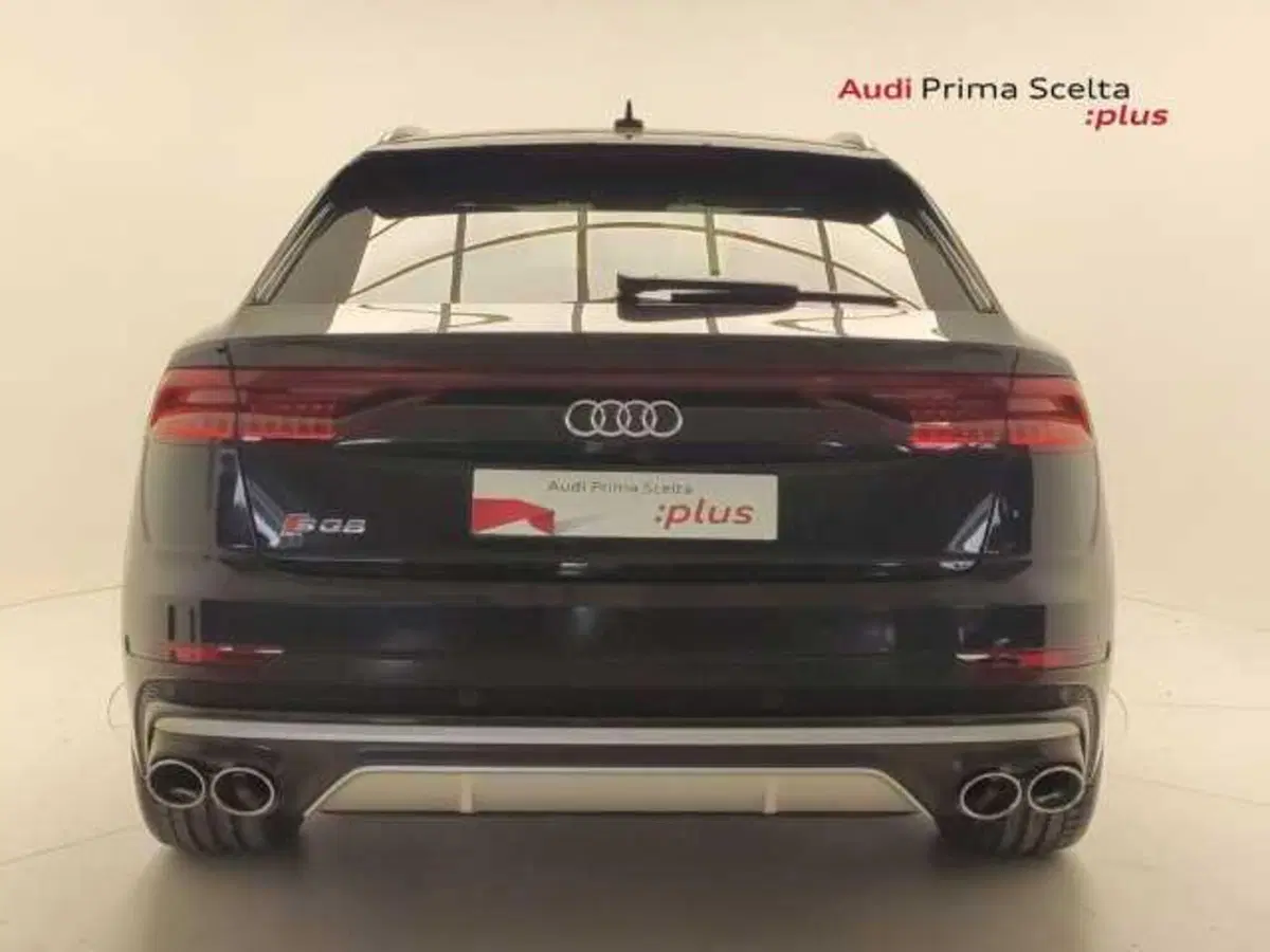 Audi SQ8 usata a Avellino (6)