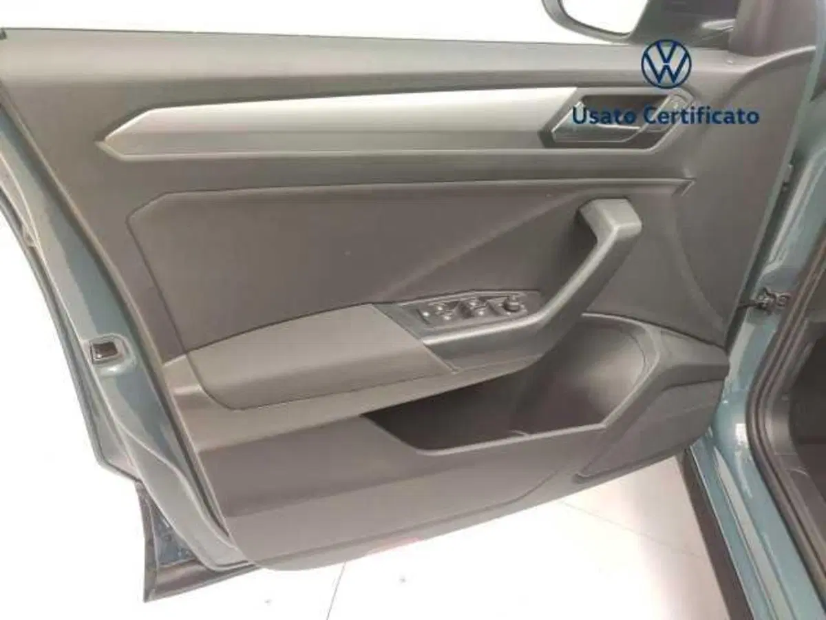 Volkswagen T-Roc usata a Avellino (14)