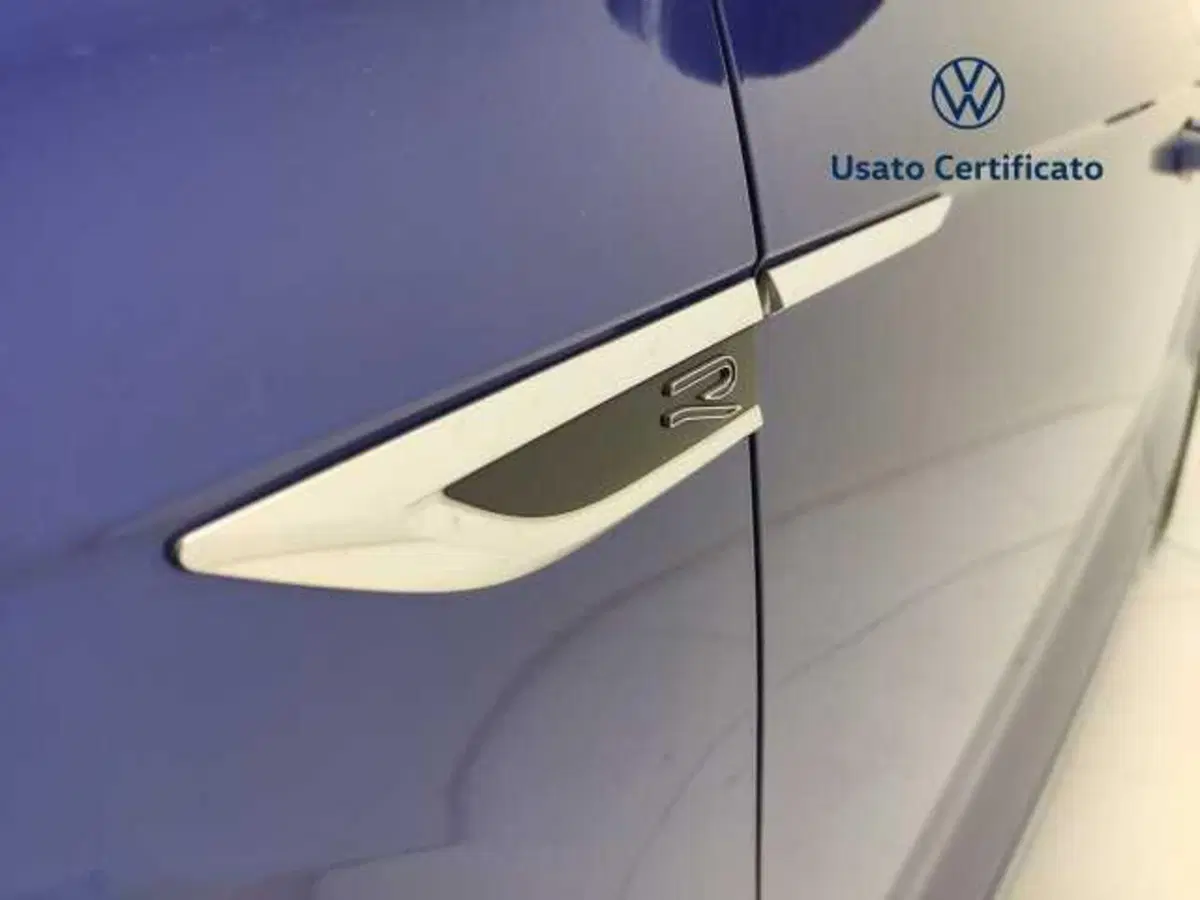 Volkswagen T-Roc usata a Avellino (11)