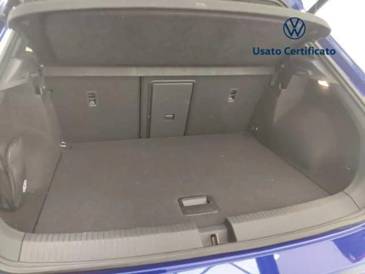 Volkswagen T-Roc usata a Avellino (14)