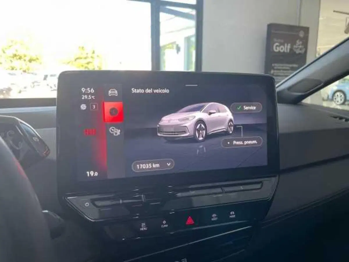 Volkswagen ID.3 usata a Avellino (17)