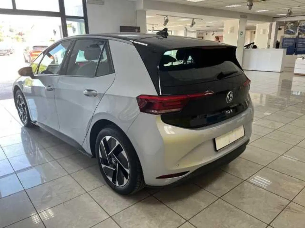 Volkswagen ID.3 usata a Avellino (4)