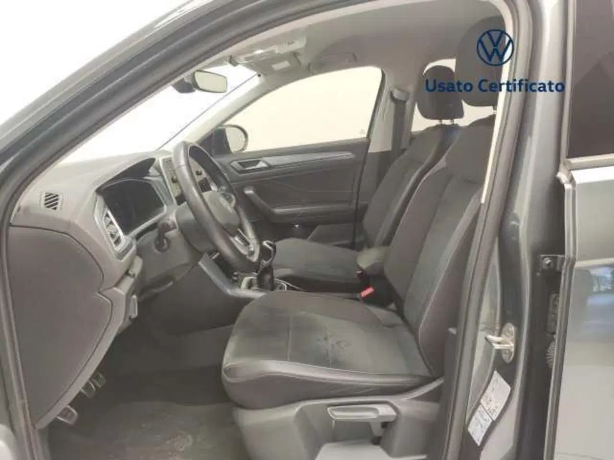 Volkswagen T-Roc usata a Avellino (17)