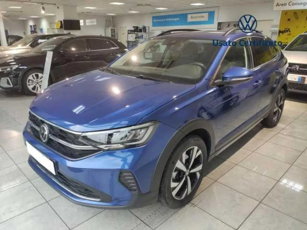 Volkswagen Taigo nuova a Avellino (3)