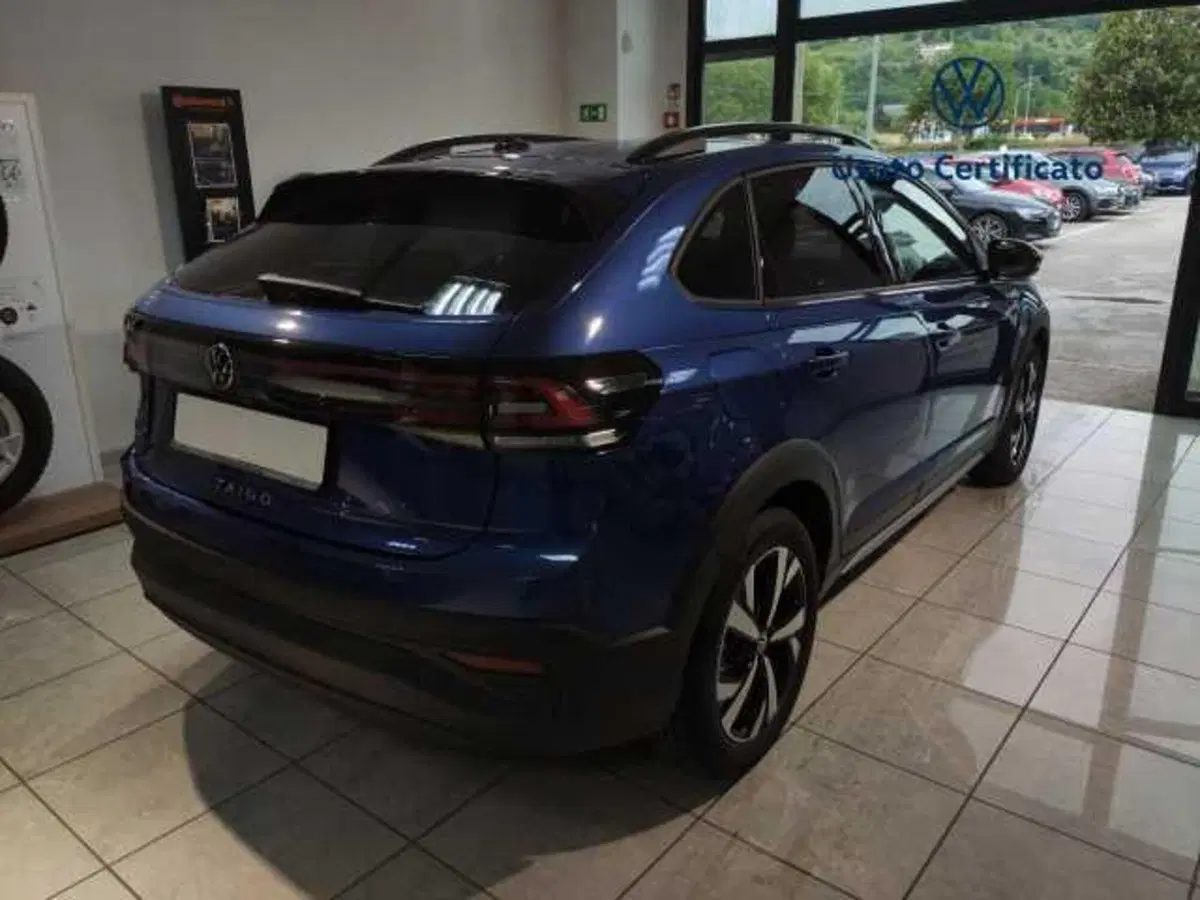 Volkswagen Taigo nuova a Avellino (5)