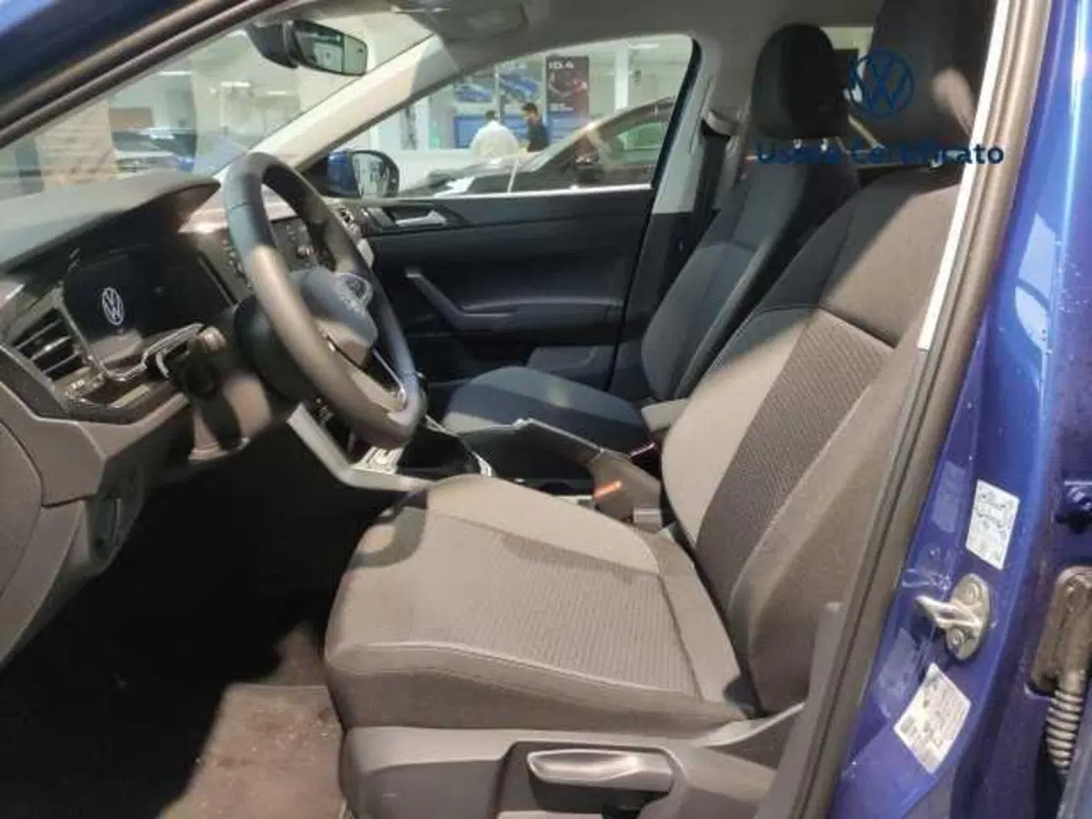 Volkswagen Taigo nuova a Avellino (7)