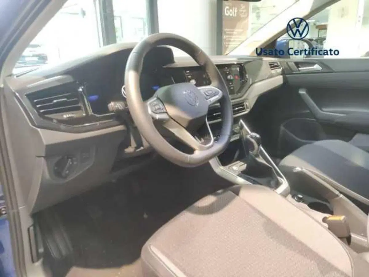 Volkswagen Taigo nuova a Avellino (8)