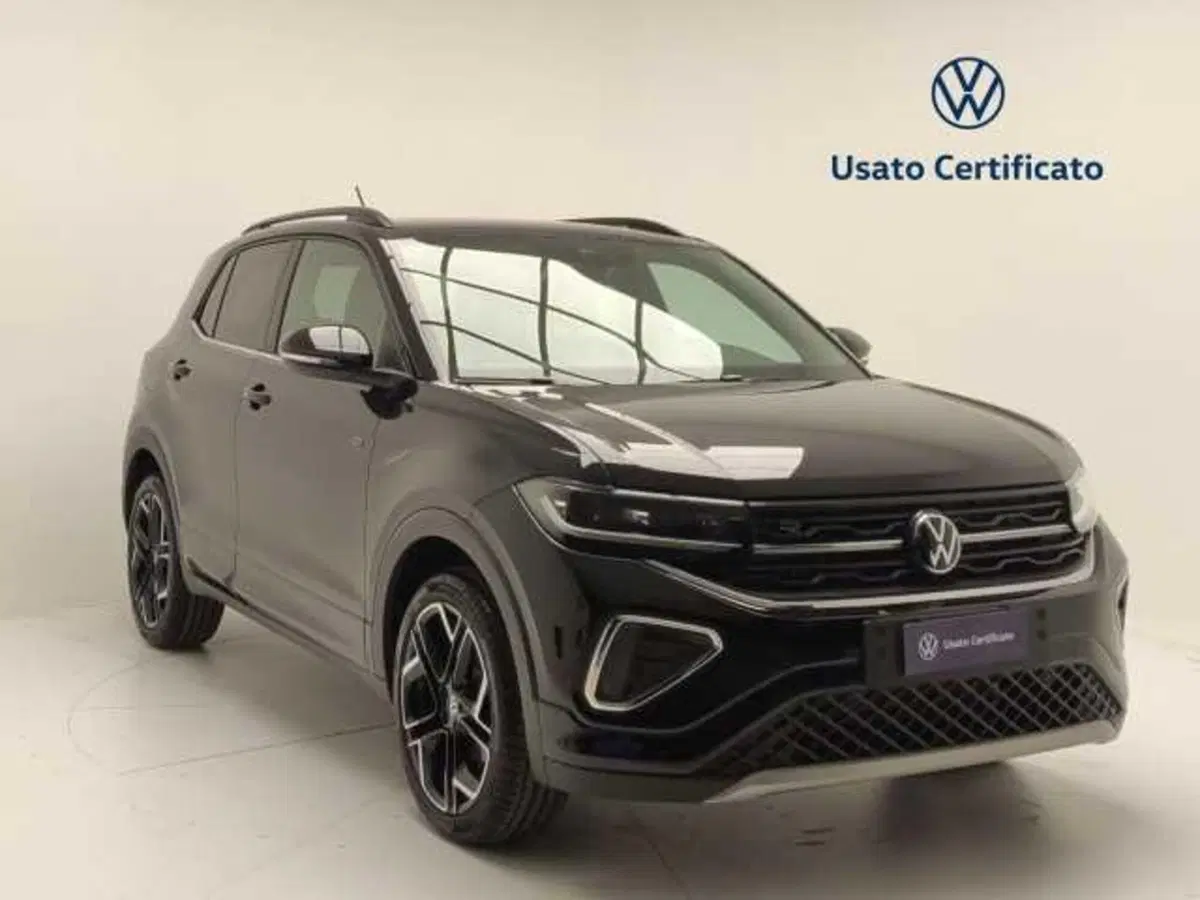 Volkswagen T-Cross nuova a Avellino (14)