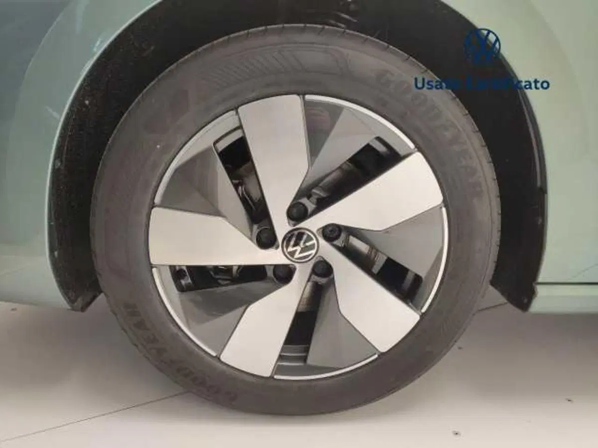 Volkswagen Passat Variant nuova a Avellino (10)