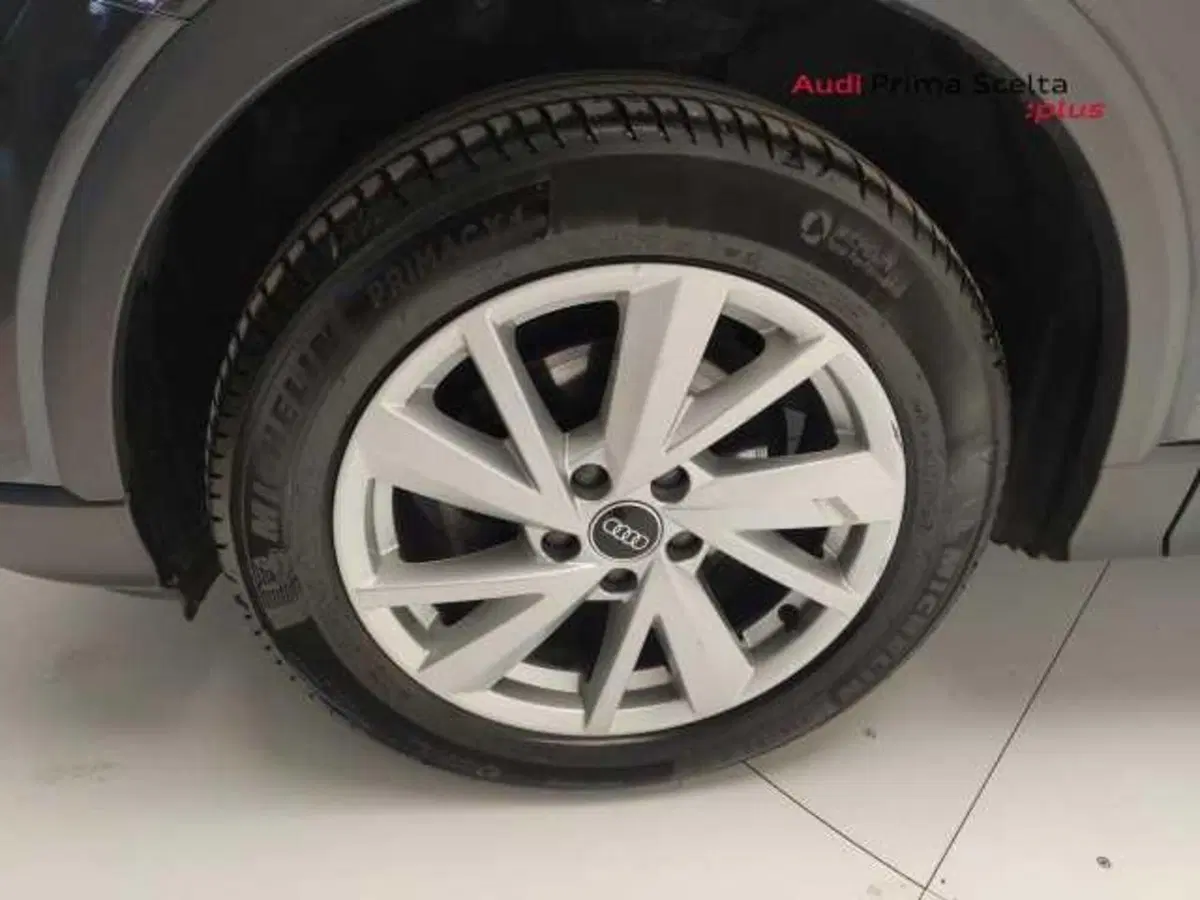 Audi Q2 usata a Avellino (11)