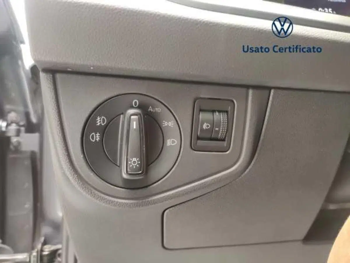 Volkswagen Taigo usata a Avellino (15)