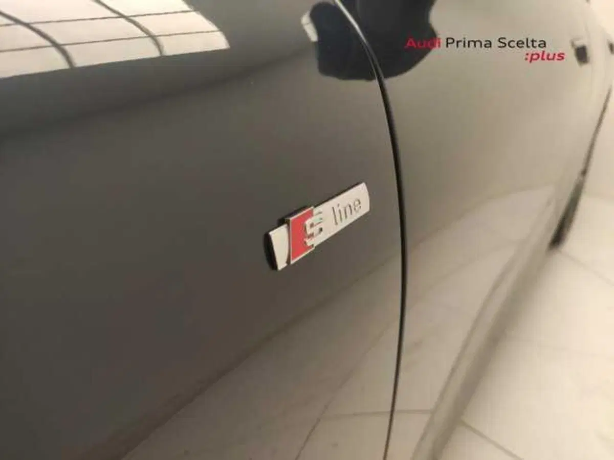 Audi A6 Avant e-Tron usata a Avellino (11)
