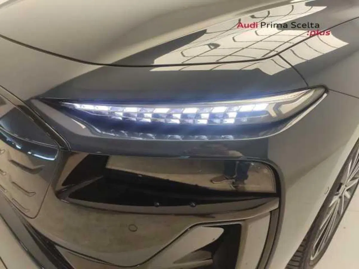 Audi A6 Avant e-Tron usata a Avellino (9)