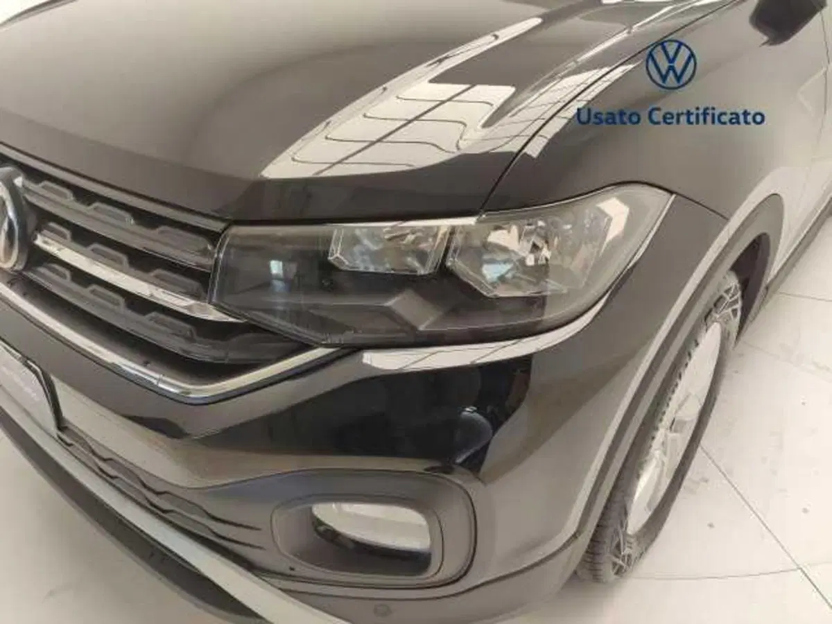 Volkswagen T-Cross usata a Avellino (8)