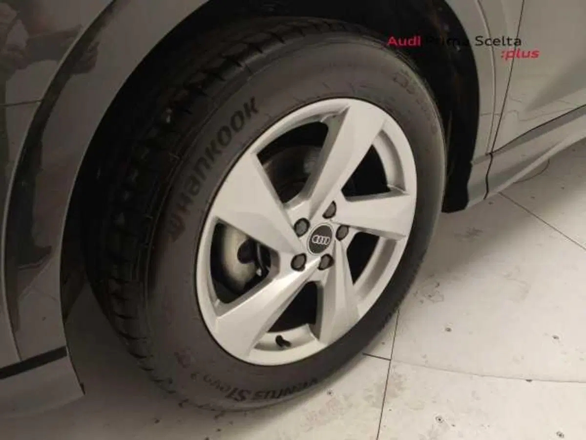 Audi Q3 usata a Avellino (10)