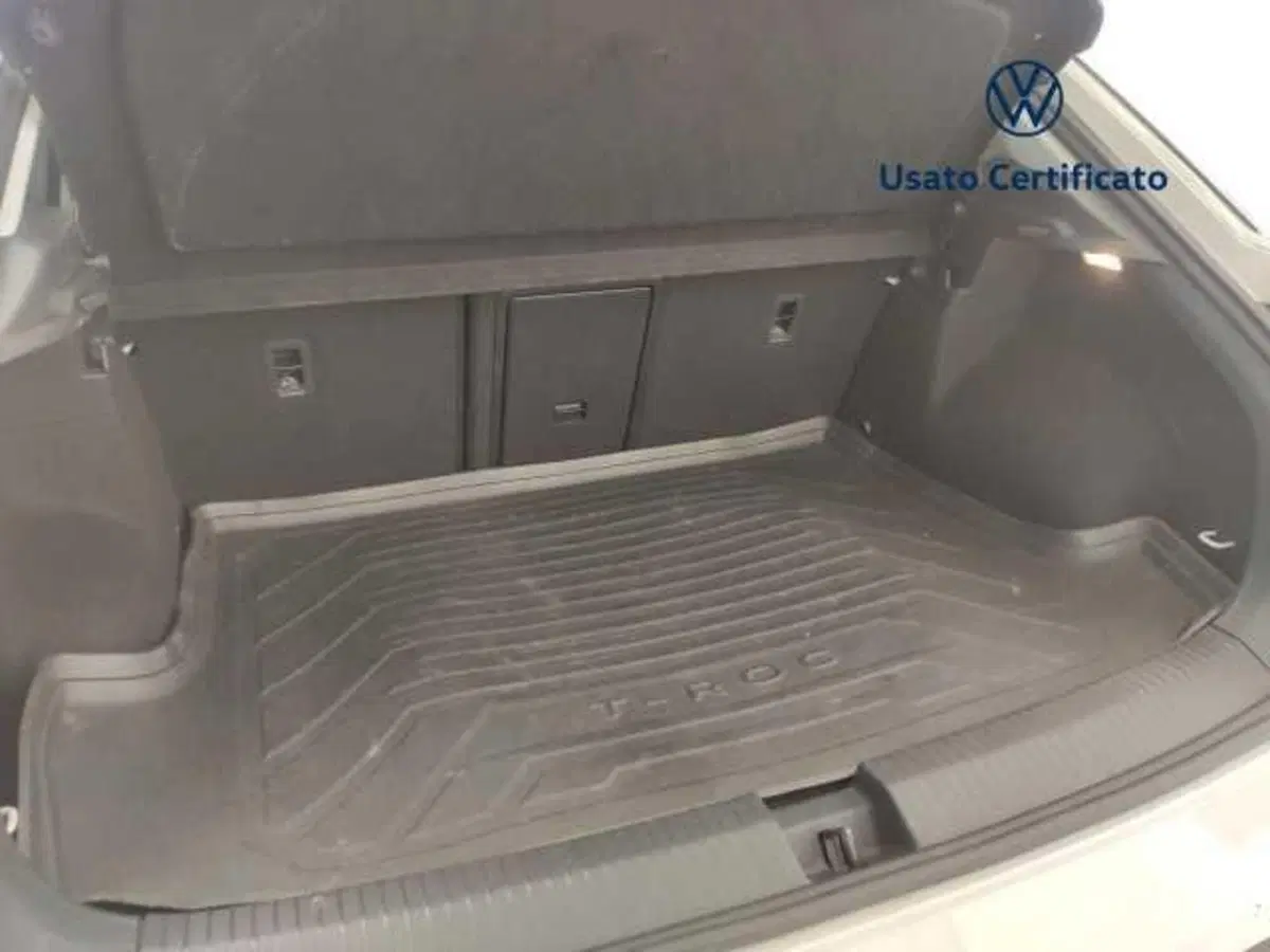 Volkswagen T-Roc usata a Avellino (13)