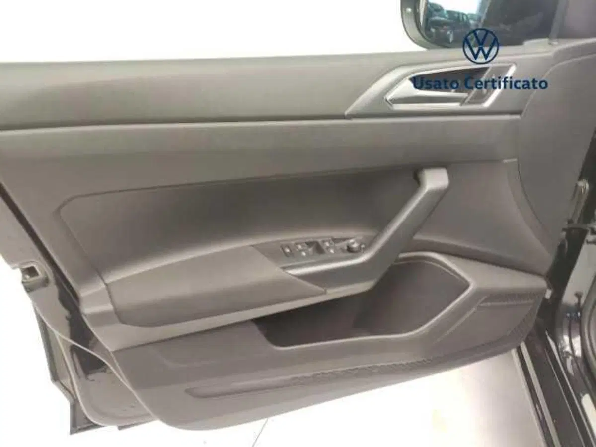 Volkswagen Taigo usata a Avellino (20)