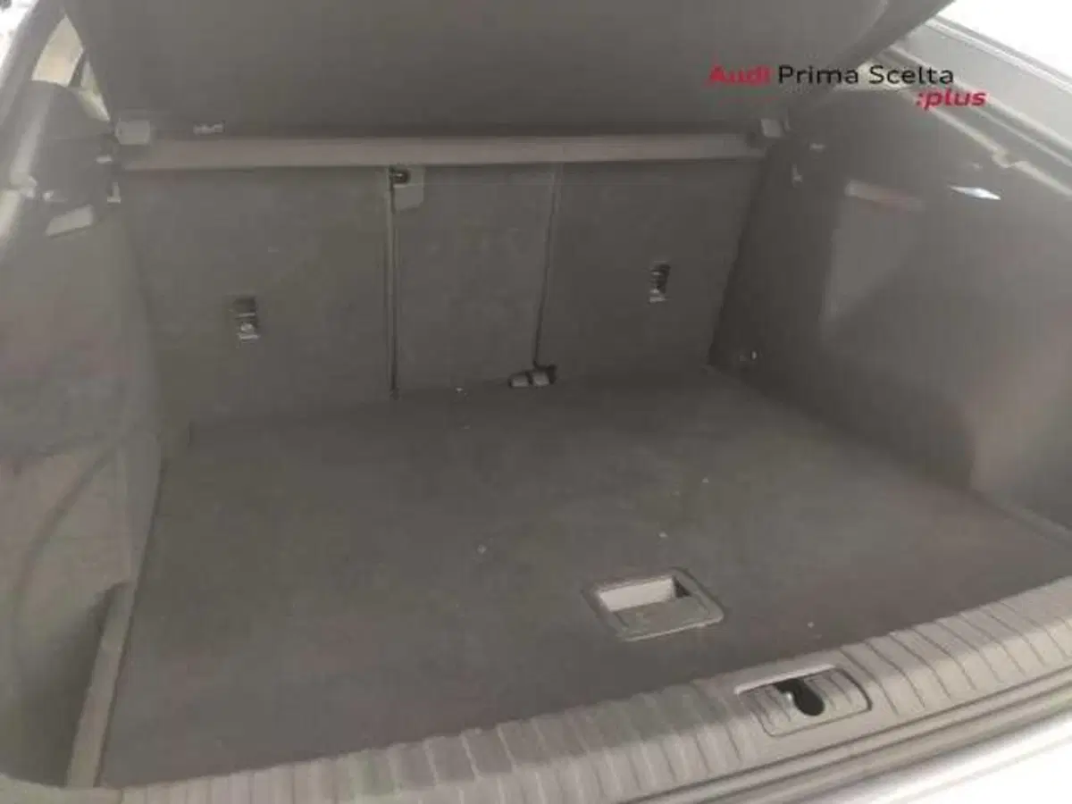 Audi Q3 Sportback usata a Avellino (11)