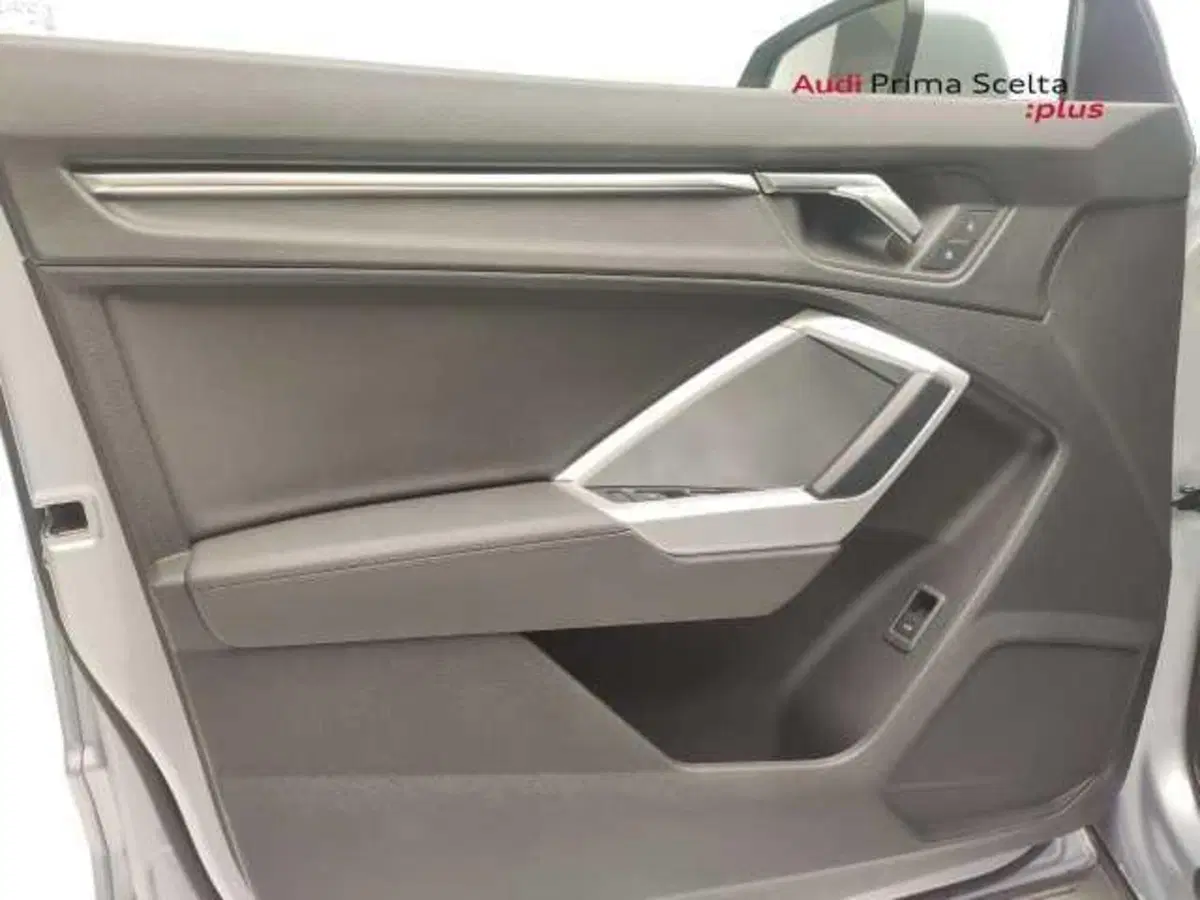 Audi Q3 Sportback usata a Avellino (14)